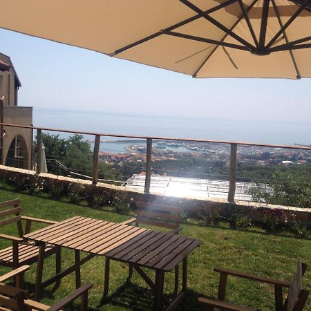 Agriturismo "I Castellari" Pietra Ligure Δωμάτιο φωτογραφία
