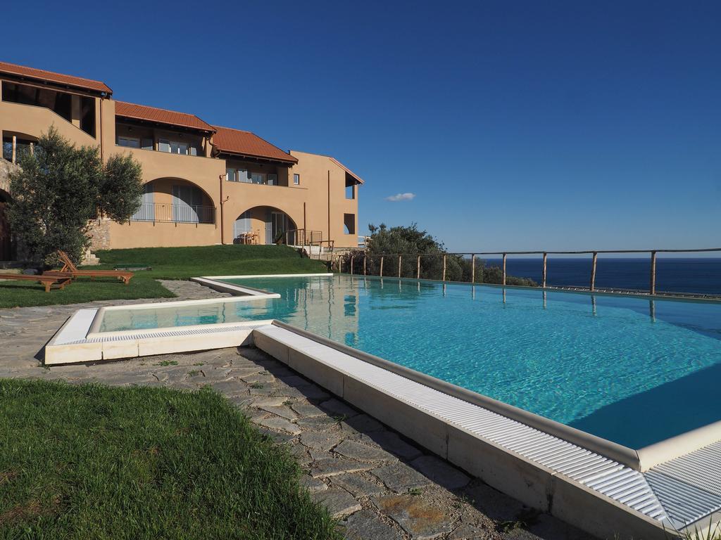 Agriturismo "I Castellari" Pietra Ligure Εξωτερικό φωτογραφία