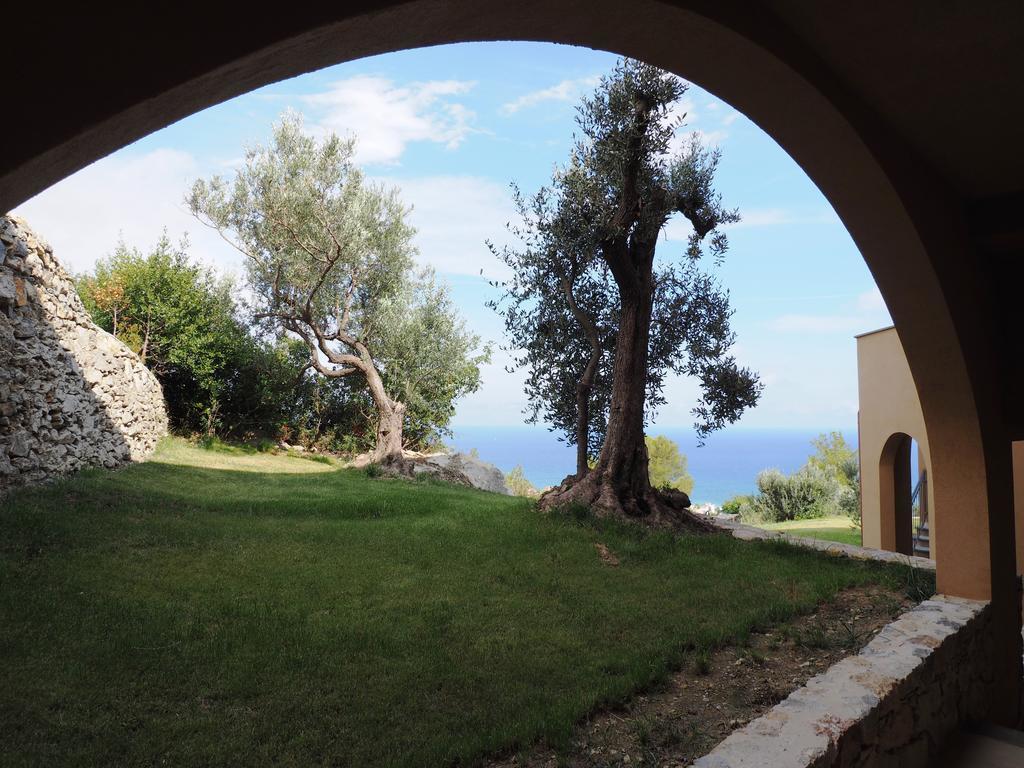 Agriturismo "I Castellari" Pietra Ligure Εξωτερικό φωτογραφία