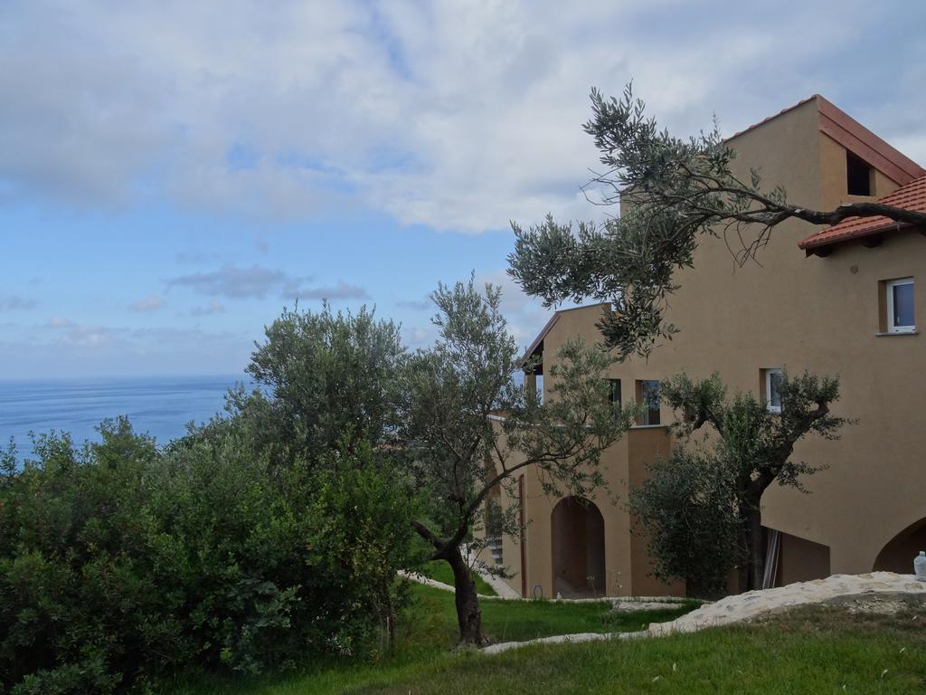 Agriturismo "I Castellari" Pietra Ligure Εξωτερικό φωτογραφία