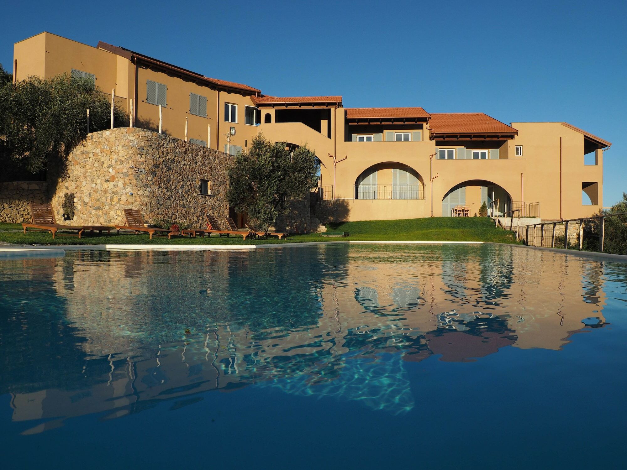 Agriturismo "I Castellari" Pietra Ligure Εξωτερικό φωτογραφία