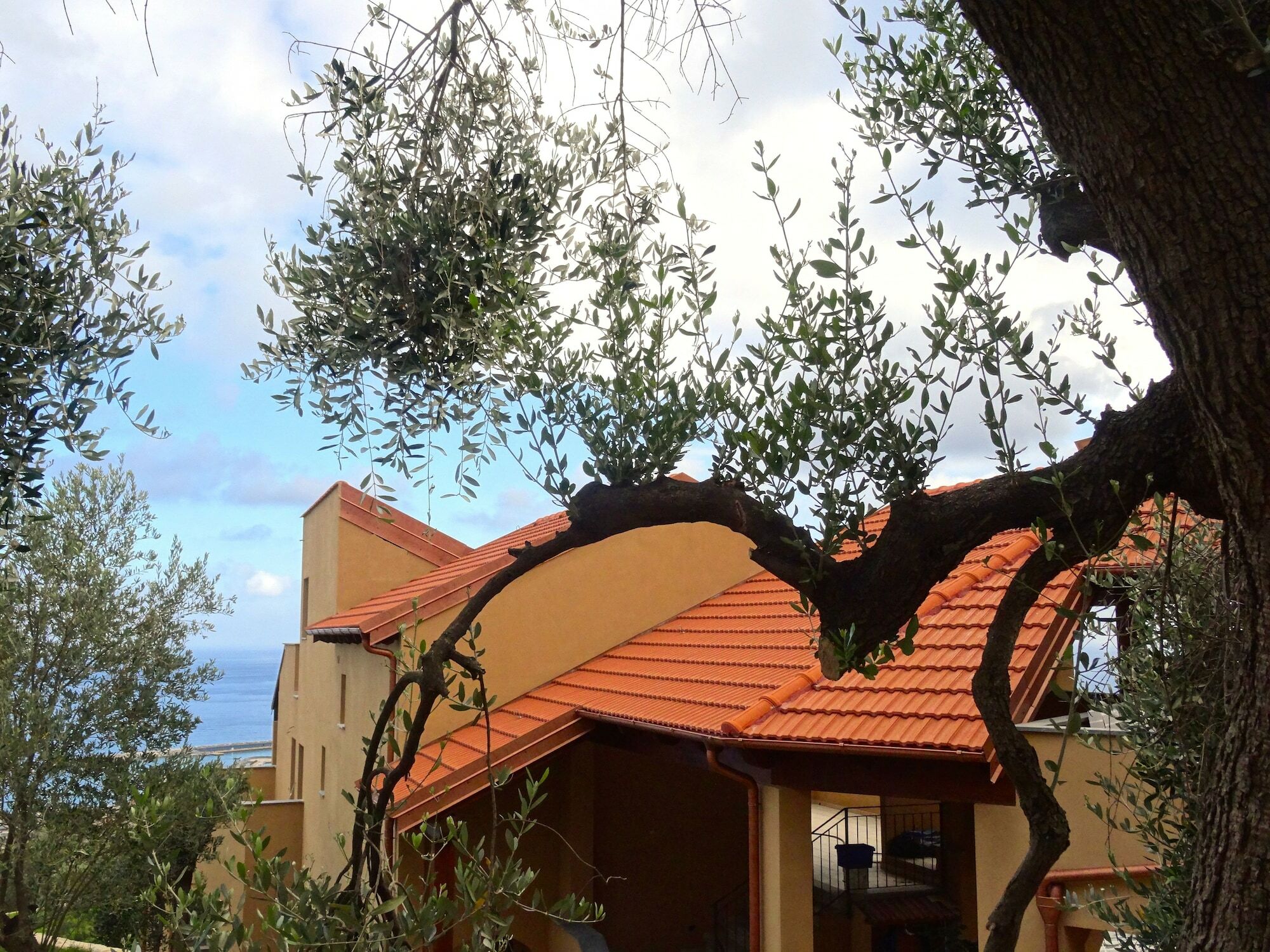 Agriturismo "I Castellari" Pietra Ligure Εξωτερικό φωτογραφία