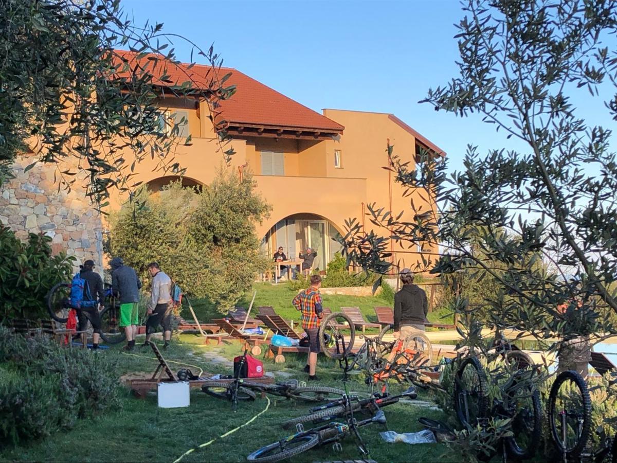 Agriturismo "I Castellari" Pietra Ligure Εξωτερικό φωτογραφία
