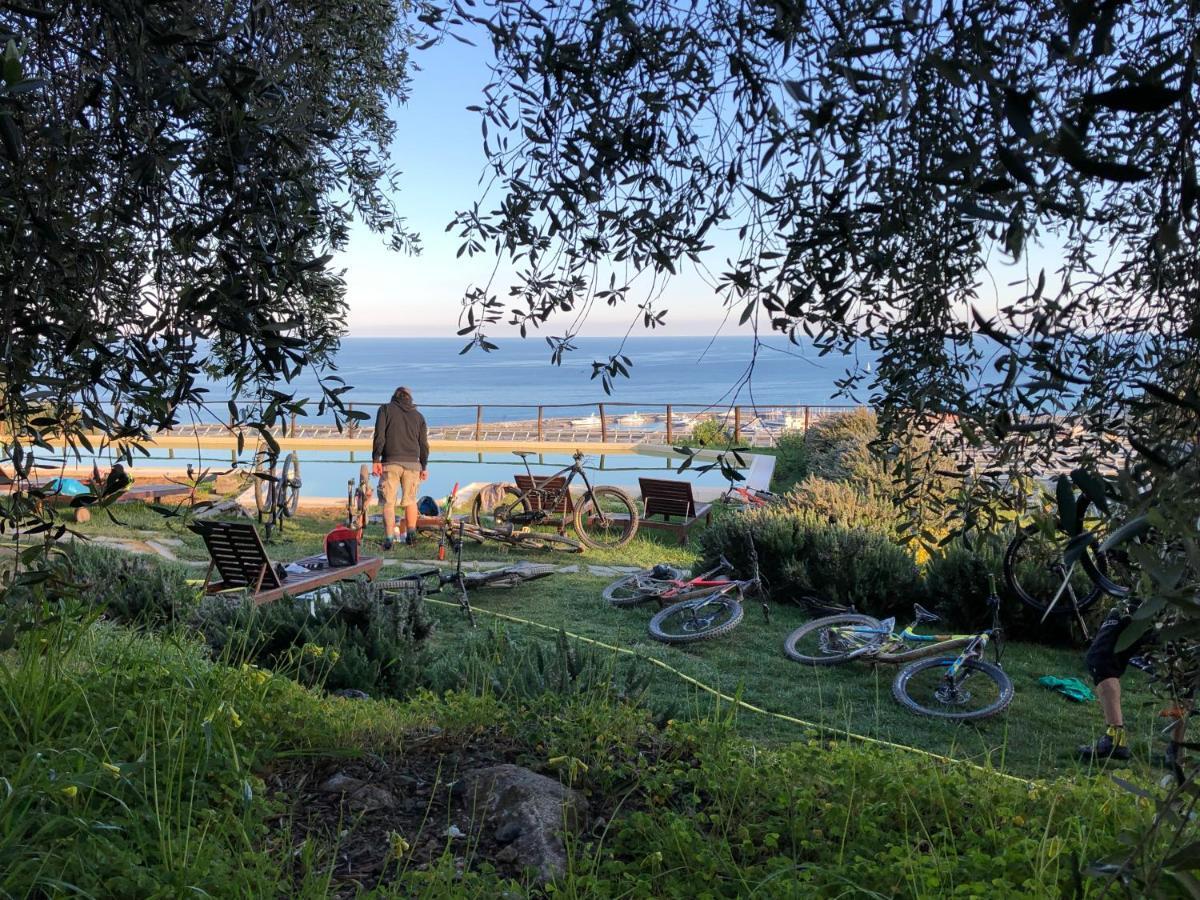 Agriturismo "I Castellari" Pietra Ligure Εξωτερικό φωτογραφία